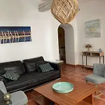 Aig 63 - Grande Maison De Village Avec Wi-fi - - 13 Personnes Villa Gruissan