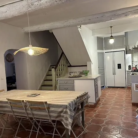 Aig 63 - Grande Maison De Village Avec Wi-fi - - 13 Personnes Villa Gruissan