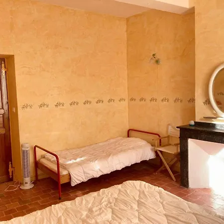 Aig 63 - Grande Maison De Village Avec Wi-fi - - 13 Personnes Villa *