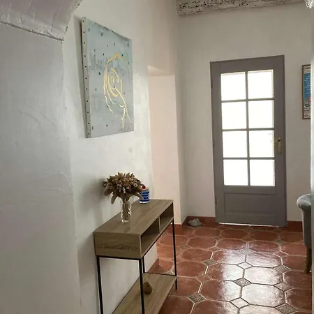 Aig 63 - Grande Maison De Village Avec Wi-fi - - 13 Personnes Villa